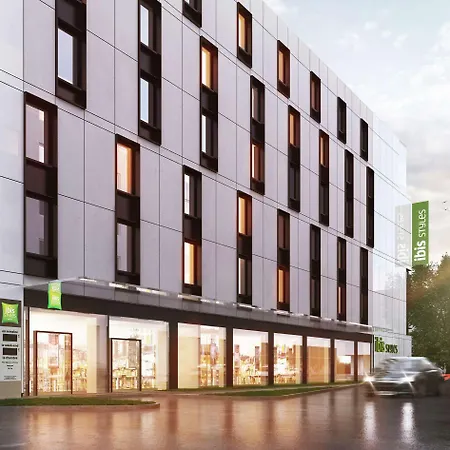 Ibis Styles Centrum 3* وارسو