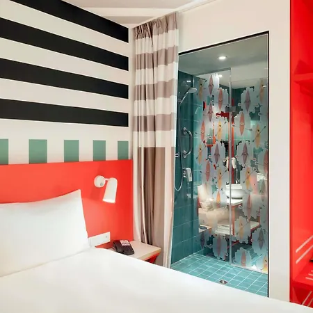 Ibis Styles Centrum מלון 3*