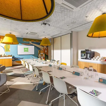 Ibis Styles Centrum Hotel 3*