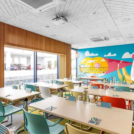 Готель Ibis Styles Centrum 3*