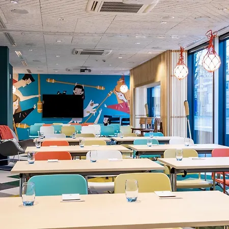 Ibis Styles Centrum 3* Varşova