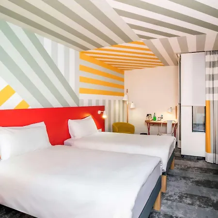 Ibis Styles Centrum Hotel 3*