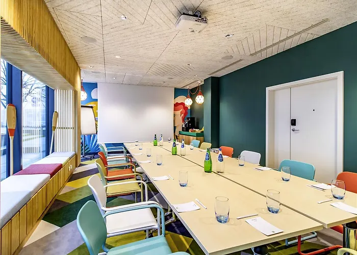 Ibis Styles Centrum Hotel 3*